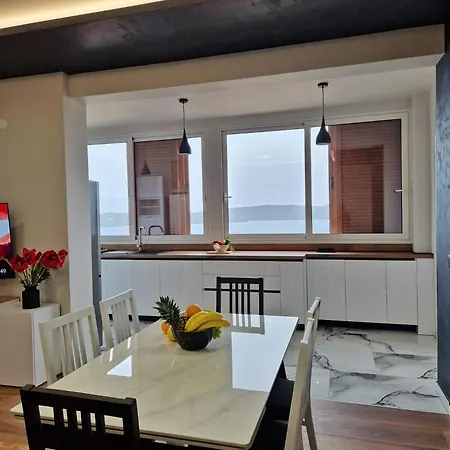 Floris Apartment Trogir