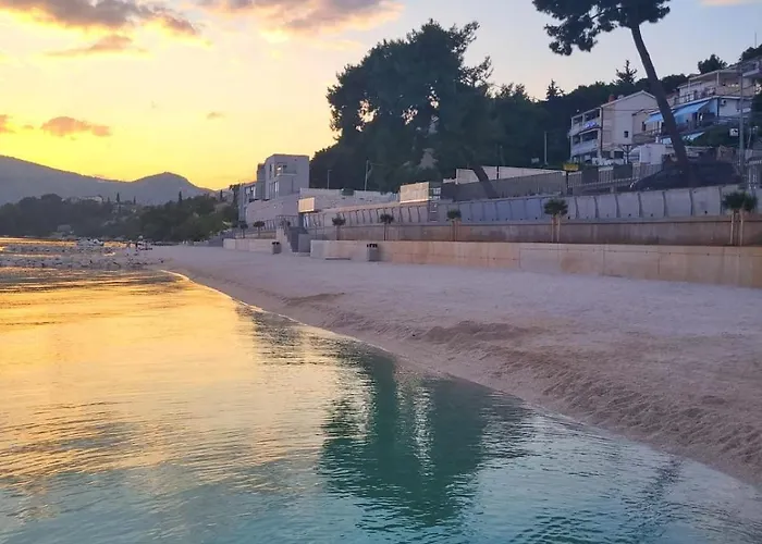 アパート Floris *