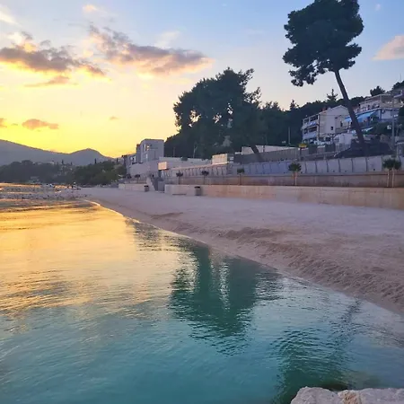 Διαμέρισμα Floris *