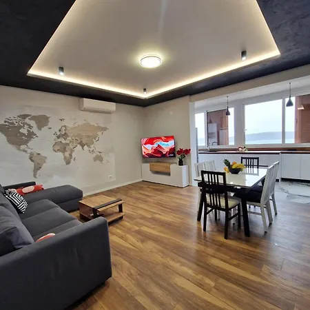 Floris Διαμέρισμα Τρογκίρ