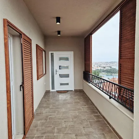 Apartment Floris
